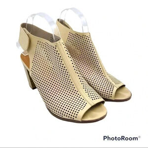 Cityclassified Cream Cutout Block Heel Sandals